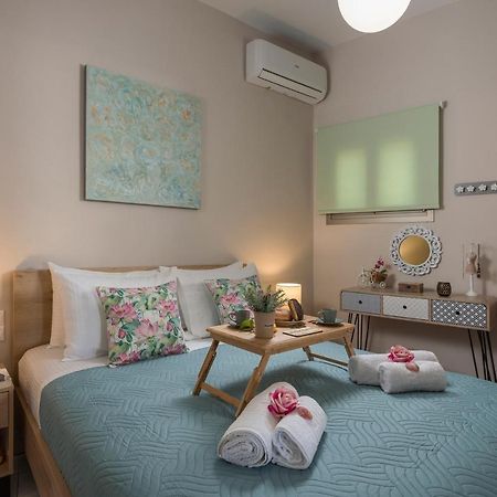 Floral Beach Apt With Lux Extras & Special Treats كوليمفاري المظهر الخارجي الصورة