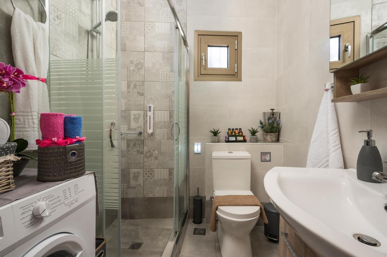 Floral Beach Apt With Lux Extras & Special Treats كوليمفاري المظهر الخارجي الصورة
