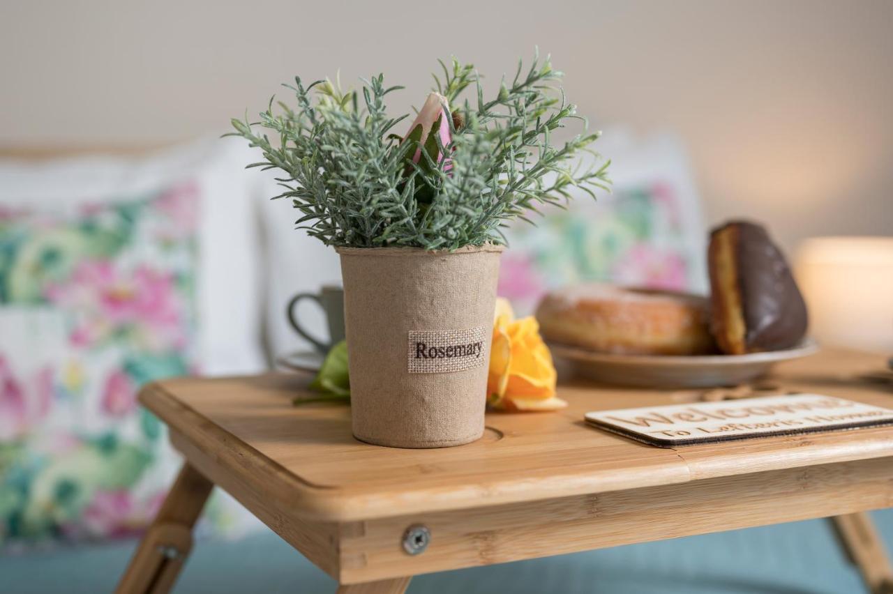 Floral Beach Apt With Lux Extras & Special Treats كوليمفاري المظهر الخارجي الصورة