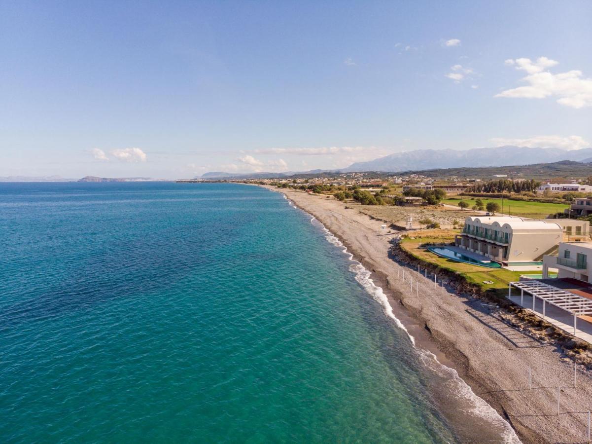 Floral Beach Apt With Lux Extras & Special Treats كوليمفاري المظهر الخارجي الصورة
