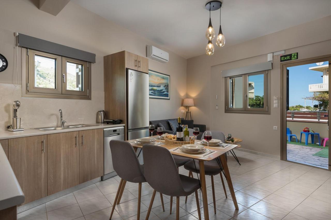 Floral Beach Apt With Lux Extras & Special Treats كوليمفاري المظهر الخارجي الصورة